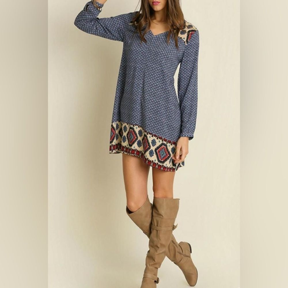 Umgee USA Border-Print Hilo Tunic size medium